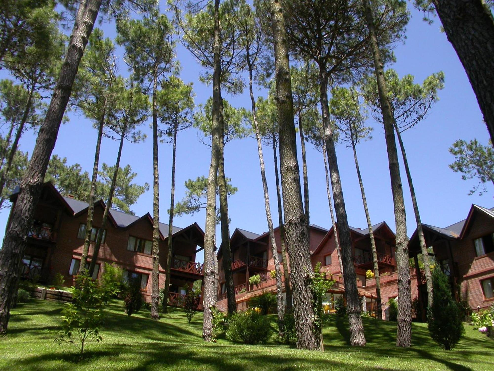 Refugio Del Bosque Vila Carilo Exterior foto