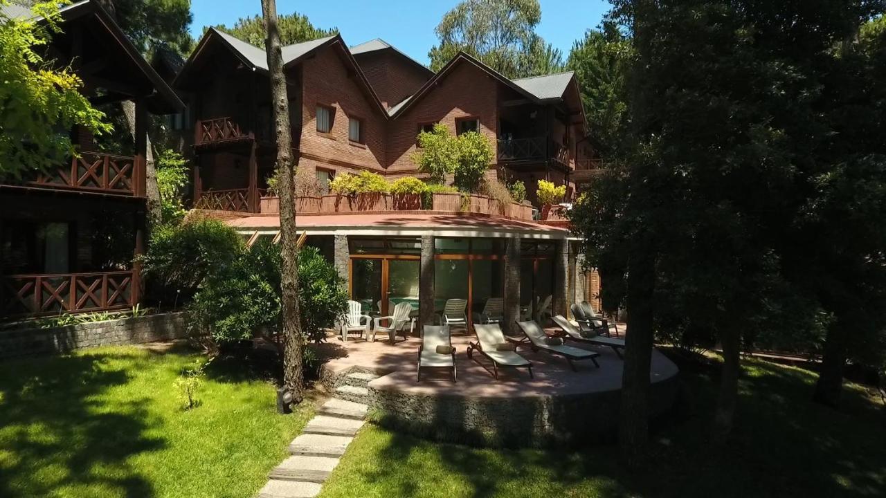 Refugio Del Bosque Vila Carilo Exterior foto